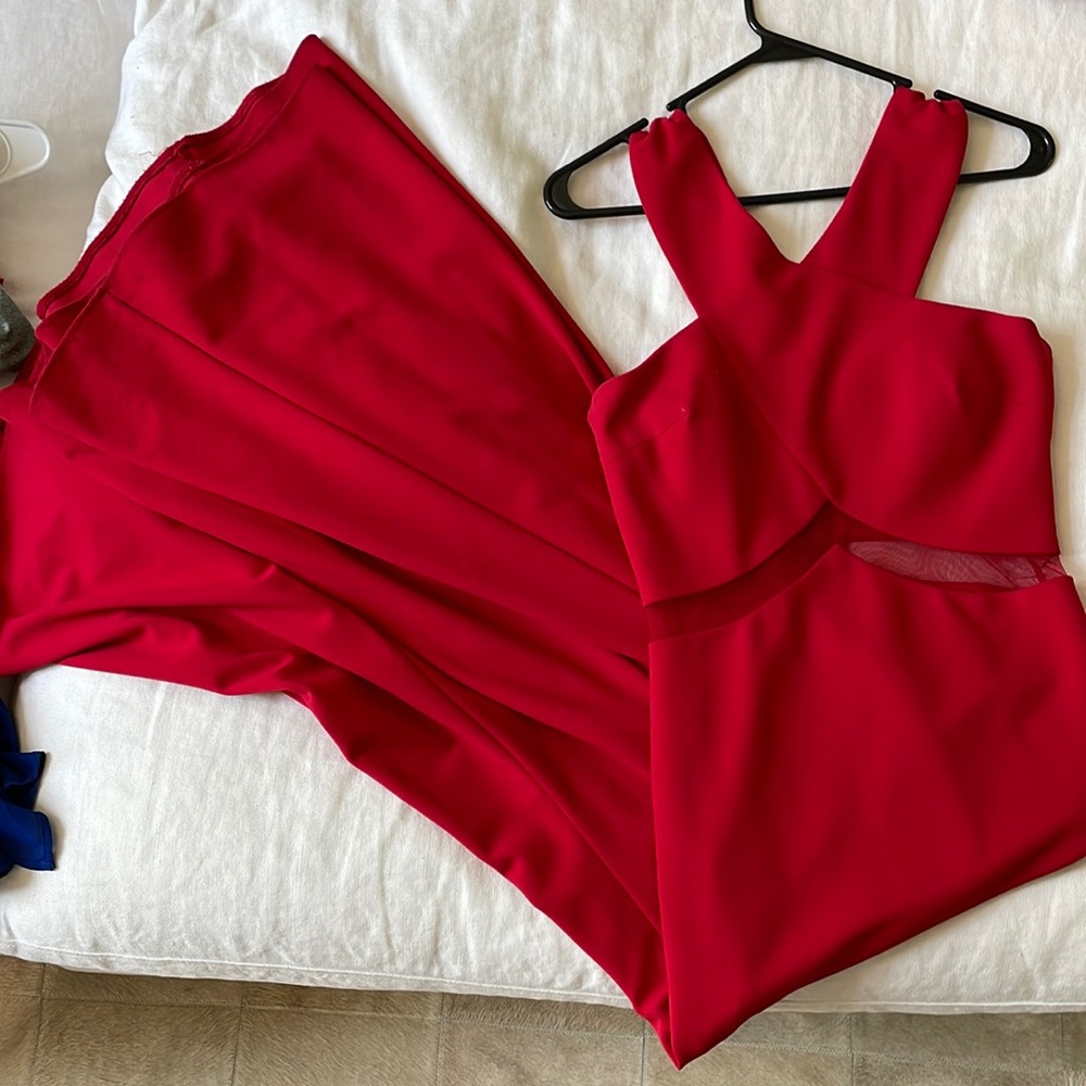 Beautiful Full Length Red Formal Dress!